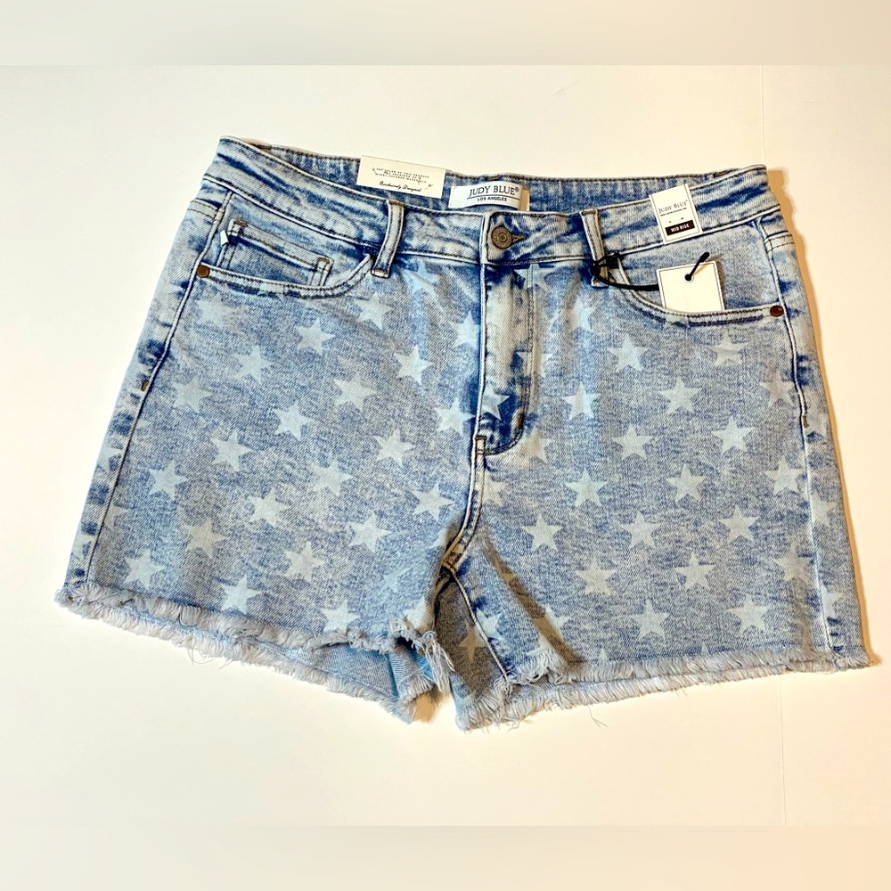 Mid Rise Star Print Acid Wash Shorts